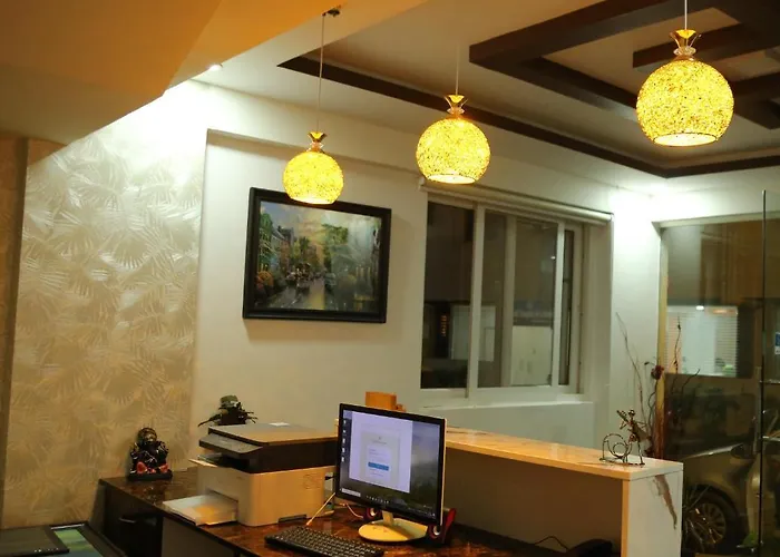 Bangalore Airport Inn, Near Kempegowda Airport, Airport Pickup & Drop Available 24X7Airport Hotel